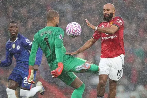 تشكيل قمة بريميرليج.. 4 تغييرات في مان يونايتد.. وتشيلسي يتسلح بالقوة الضاربة